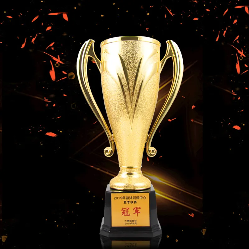 Objetos decorativos Figuras Premio de la copa de trofeos personalizados Deportes universitarios Copa de trofeos chapados en el equipo Competencia de deportes de equipos Trofeu 230814