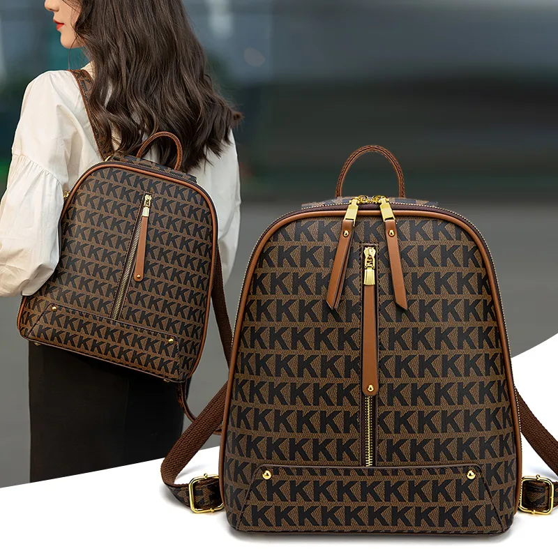 Bolsas escolares Bolso de mochila urbana para mujeres Bolsas de niña de moda mochilas de cuero Diseñador de lujo impresión estética Palabra de viajes lindas mochilas de viajes 230814