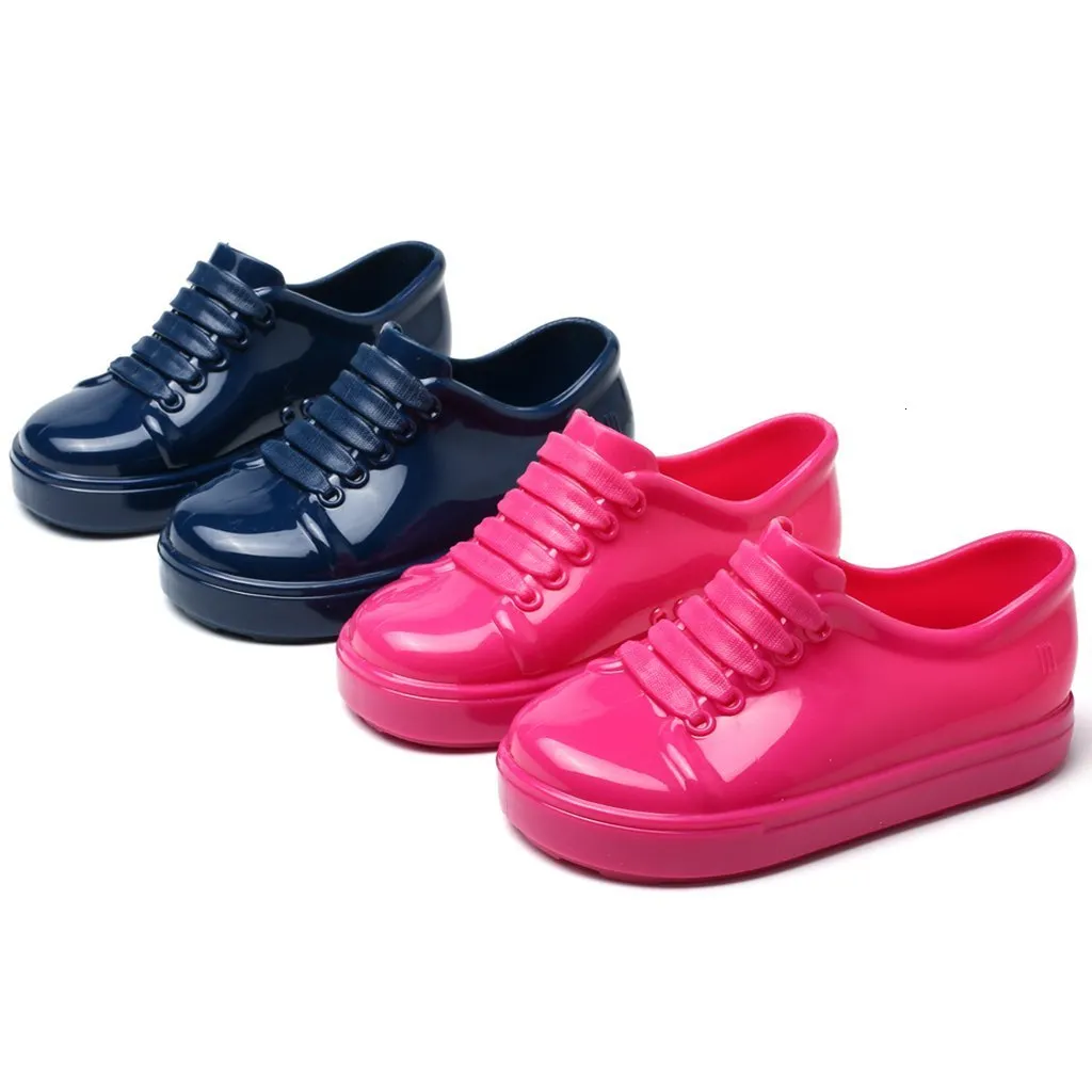 Sneakers mini MLSA No Shoelace Shoes Winter Flat Slip-On Sandaler Girl Jelly Sports Shoe Kids Baby Flat Rain Håll varmare 230814