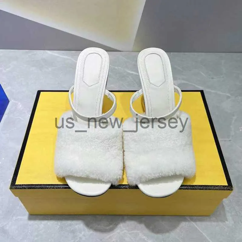 Talltor Svart skulpterade Highheeled Slippers Metallic High Heels Open Toes Slipon Slides White Leather and Pund Sandals For Women Luxury Designer Shoes FA J230815