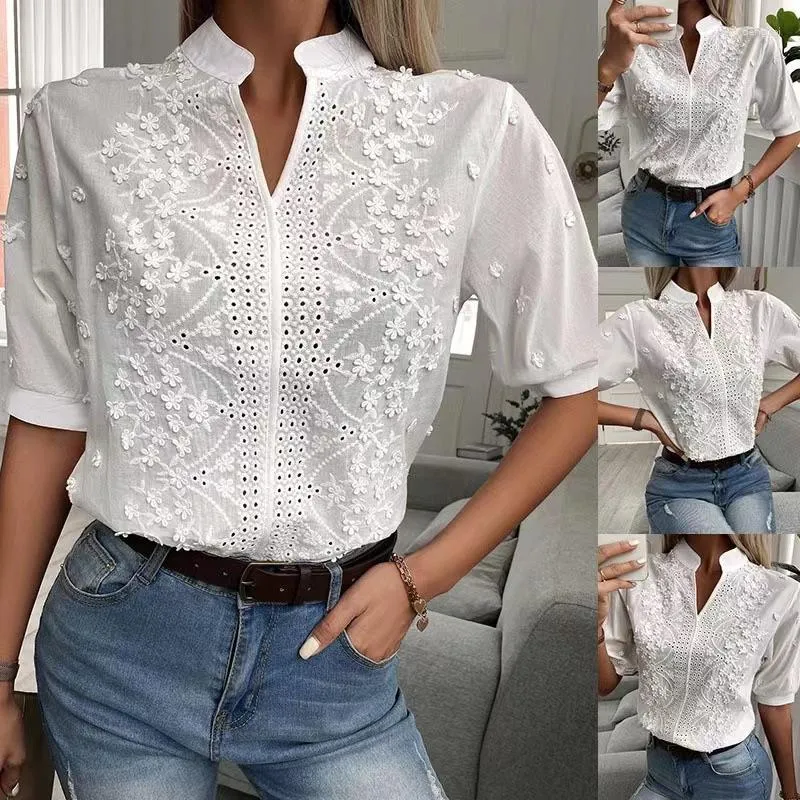 Men's Sweaters Chic Solid Hollow-out V Neck Lace Blouse Floral Patterns Embroidery Decoration Casual Women Shirt Puff Sleeved Half Cotton