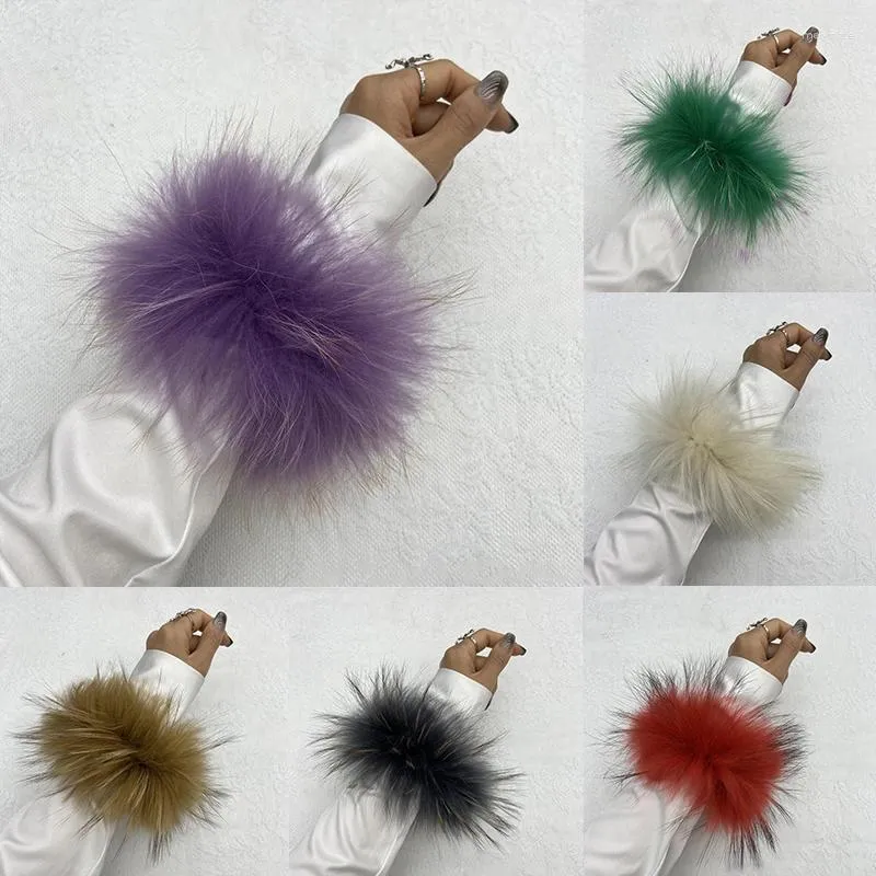 Bangle Fashion Fur Cuff Flapping Ring Accessories High Quality Raccoon Wrap Bracelet Women Luxury Cuffs Plush Bangles