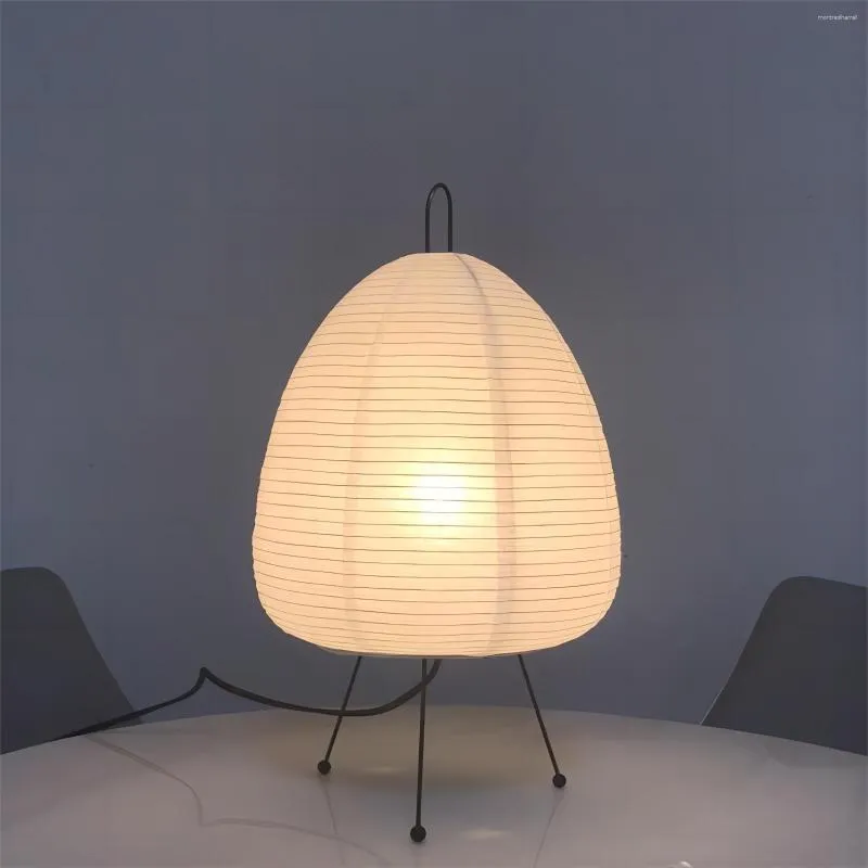 Lampy stołowe japońska lampa w stylu papieru Rice Paper Standing Kreatywny grzyb salon wystrój domu