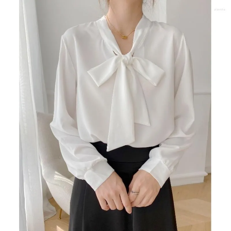 Kvinnors blusar Fashion Woman Blue 2023 Autumn Bow Tie White Office Lady ol Longeeved Shirts For Women Ladies Tops