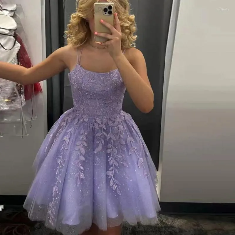 Party Dresses Charming Lavender Homecoming Sleeveless Appliques Short Prom Gowns Tulle Knee-Length Graduation