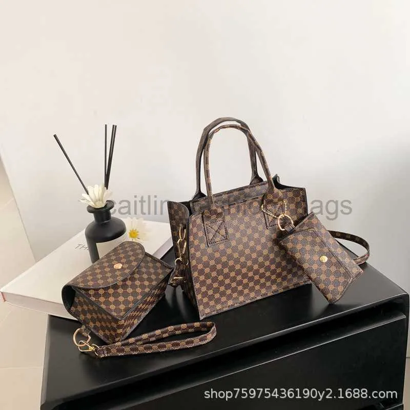 Cheques de moda Moda de mão pequena quadrada pequena 2023 Verão Novo estilo ocidental Conjunto de três peças Crossbody feminino caitlin_fashion_bags