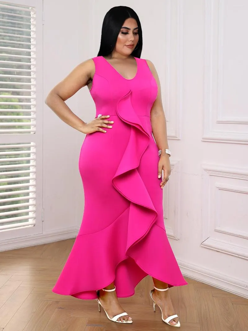 Plus size jurken fuchsia v nek zomerjurk voor vrouwen ruches trompet enkel lengte elegante mouwloze bodycon lady avond feestclub jurk