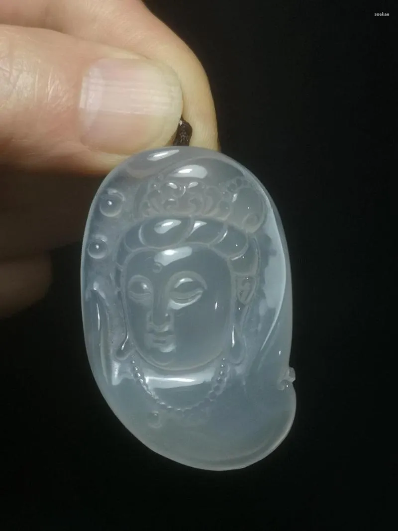 Dekorative Figuren Yizhu Kultuer Kunst Chinesisches Natures Achat Jade handgeschnitzte Avalokitesvara Anhänger Amulett Sammlung