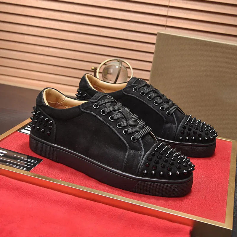 Kırmızı Kauçuk Dip Sneaker Tasarımcı Ayakkabı Düz ​​Spike Ayakkabıları Günlük Tenis Ayakkabı Platformu Paten Eğitmeni Erkekler Kadınlar Yüksek kaliteli 36-45