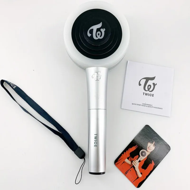 LED -licht stokt Kpop Twice Lightstick Ver.2 met Bluetooth Korea Light Stick Lamp Lightstick Concert Party Flash Flash Flash Flash Fluorescent Toy Fans Collection 230814