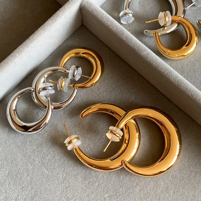 Kolczyki obręcze duże w kształcie litery C Luksusowy metalowy metalowy trend biżuteria 24k złota
