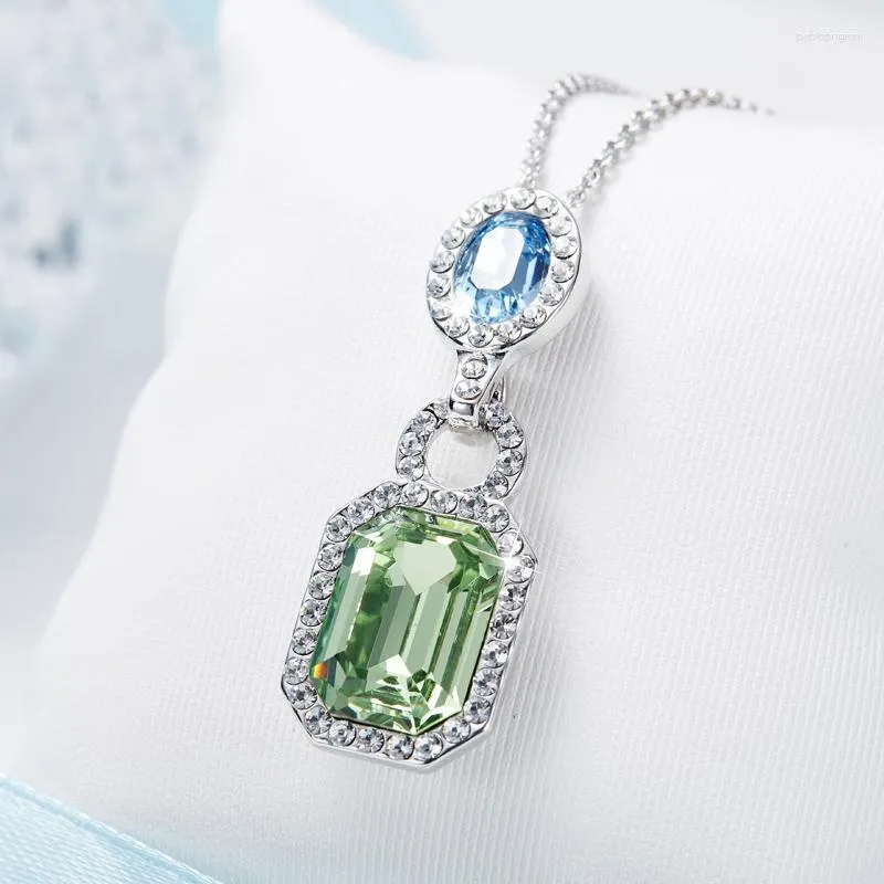 Collane con ciondolo COCOM Collana geometrica alla moda con quadrato verde vintage in cristallo austriaco Regalo di Natale per_voghion.com