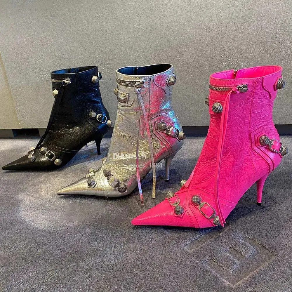 Cagole 양가죽 부츠 벨트 버클 버클 버클 장식 측면 지퍼 기관차 섹시한 패션 부츠 하이힐 고급 디자이너 여성 공장 신발