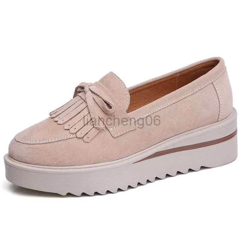 Sukienka buty 2023 Spring Women Flat Buty zamszowe platforma skórzana mokasyny mokasyny poślizg na swobodnych butach kobiety Moccasins Panie Preperse x230519