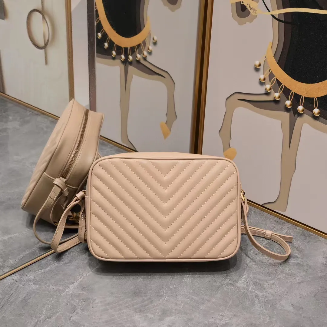 Lou Kamera Çantaları Tasarımcı Çanta Omuz Çantası Hould Strap Tag Sıras Çantası 23cmcrossbody Chevron Kapitone Siyah Çanta Gerçek Deri Buzağı Din Çantası Lüks Tassel Çantası