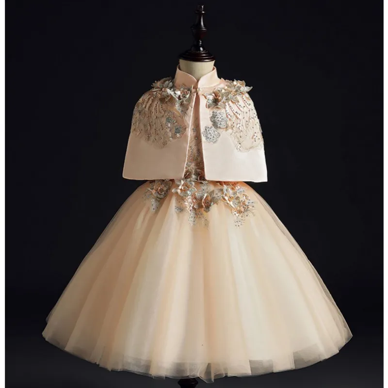 Girl S klänningar Gold Lace Girl för första nattvardspärlor Applices Tulle Ball Gown Cloak Girls Pageant Flower Dress Weddings 230814