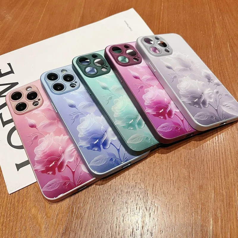 Moda Rosa Flor Temperado Óleo De Vidro Líquido Capas De Silicone Para Iphone 15 14 Pro Max Plus 13 12 11 Iphone15 Luxo Elegante Floral Furo Fino Celular Capa Traseira Pele