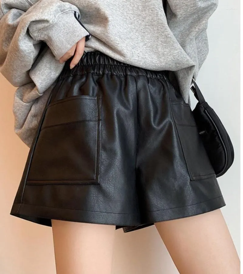 Shorts femininos 2023 Couro de moda de inverno de outono para mulheres Pu soltas pernas largas Cantura alta botas e calças de calça roupas femininas