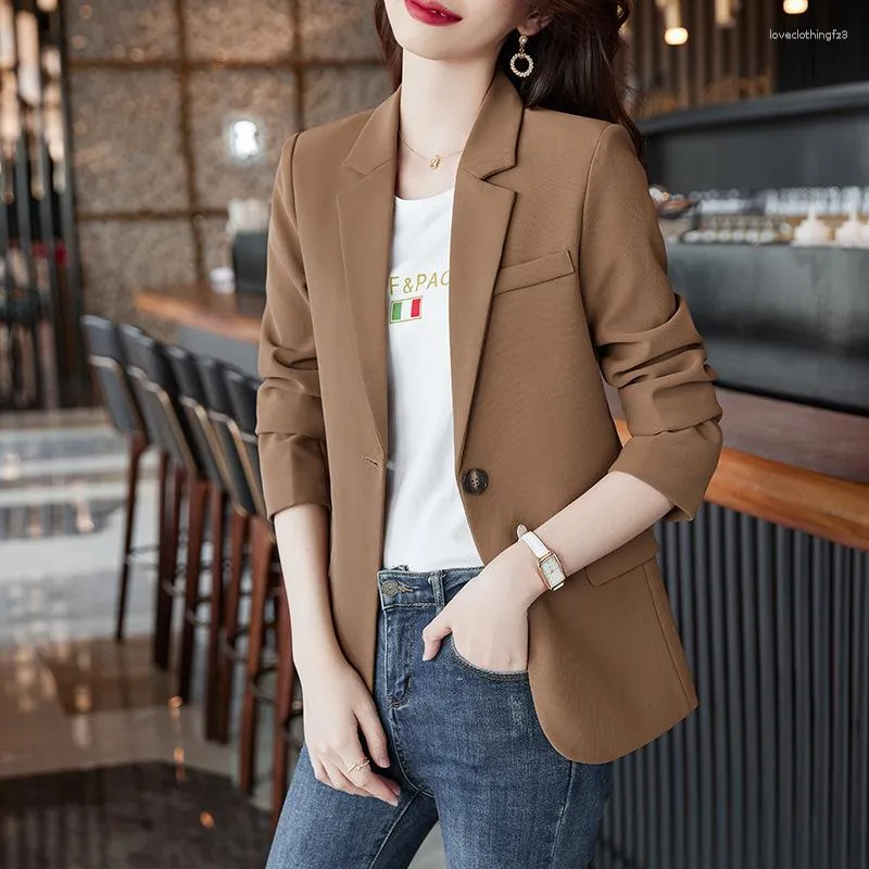 Ternos femininos Blazer de café chique para mulheres 2023 Spring Office Ladies Botão única Manga longa Casaco sólido Back formal dividido solto Slim