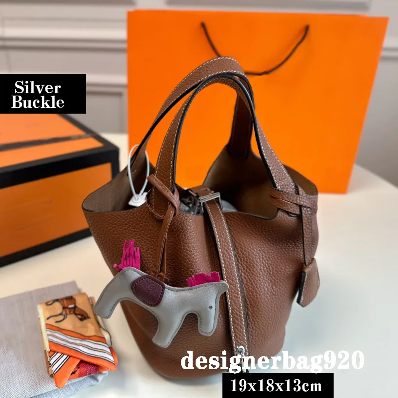 Luksusowe torby na torby projektanta oryginalna skórzana torba na wiadro w stylu złotą lub srebrną klamrę gęste paski na damskie marki marki damskie torebki torebki plażowe
