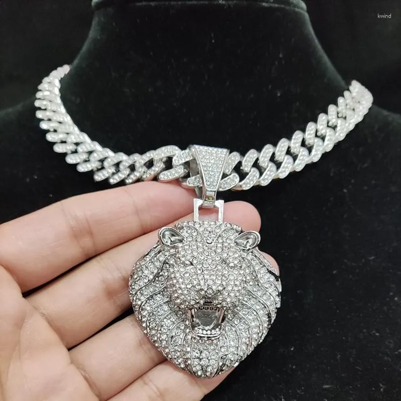 Anhänger Halsketten Männer Frauen Hip Hop Lion Halskette mit 13 mm Kristallkubaner Kette ECED BLING HIPHOP TIER FODEMEDE