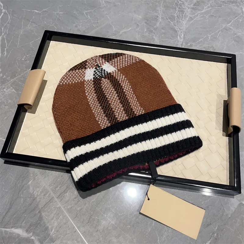 Designer Winter Hat Beanie Wool Striped Knitted Hats Men Women Beanies Bucket Casquette Fashion Casual Skull Cap