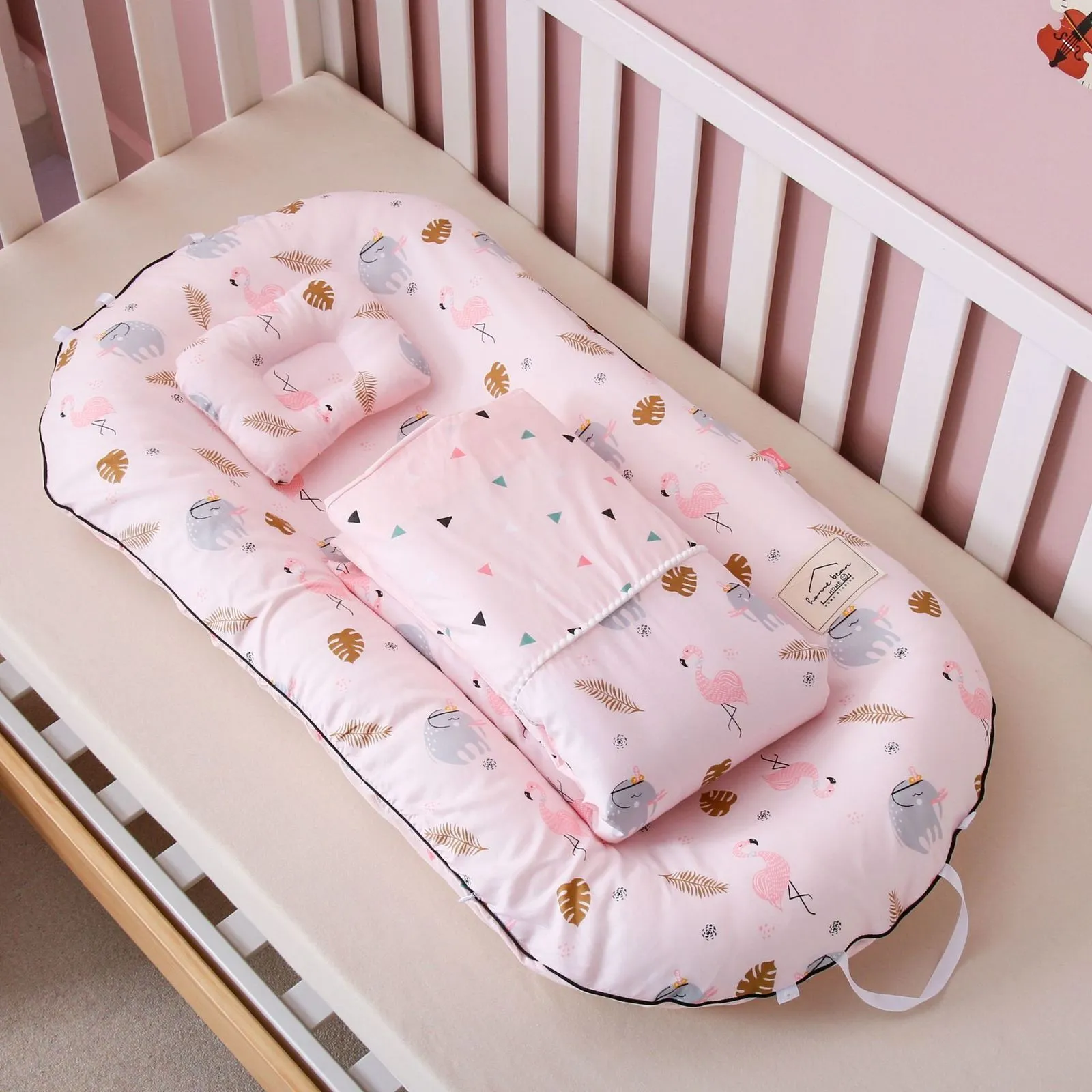 Portable Newborn Bed Sleeper Set With Pillow Quilt And Bumper Ideal For Infant Sleeping And Travel From Qiyuan06 42.91 DHgate.Com