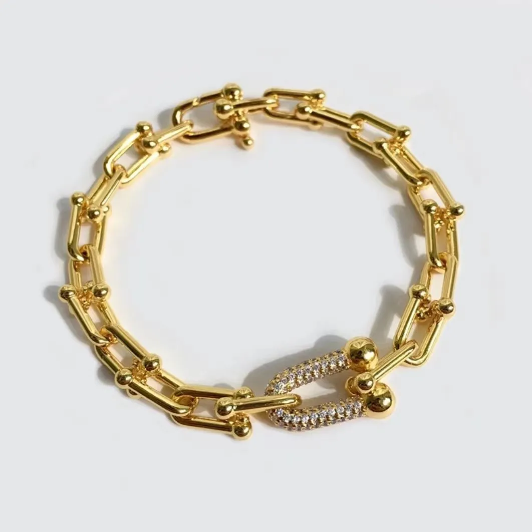 Bracelet de tennis lien bracelet de créateur femmes bracelets porte-bonheur amour mode tendance brillant et accrocheur bijoux fins tempérament élégant polyvalent haut niveau