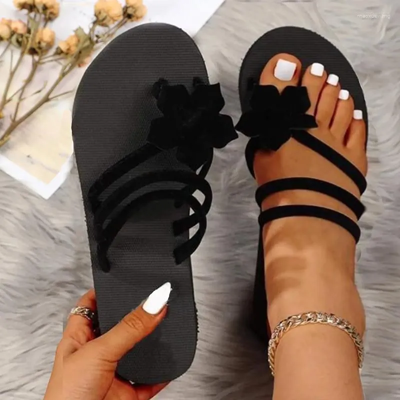 Slippers Women Flip Flops Outdoor Platform Light Weight Cool Shoes Ladies Flat Black Non-Slip Basic Beach Sandals Femme