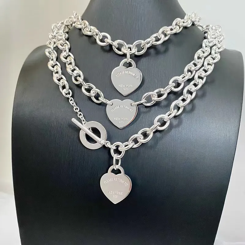 Anhänger Halskette Klassische Luxus -Schmuck -Schmuck Herz Anhänger Halskette 925 Silber ot Schnalle Hochqualitäts Frauen Persönlichkeit Fashion Lovers Festival Geschenk 230815