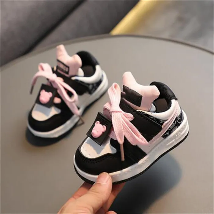 Baby First Walkers per bambini Scarpe per neonati per bambini Girls Boy Sneaker Casual Sneakers Soft Bottom Comfort Prewalker Non slip