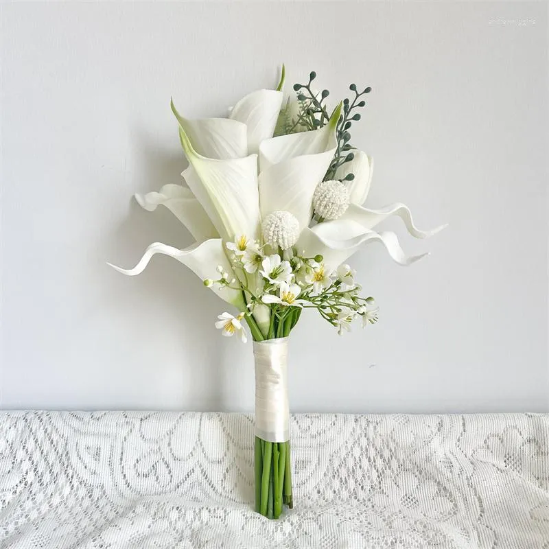Bröllopsblommor Whitney 12140 Simple Style Bride Holding Brides Bouquet Simulation Calla Lily Studio Pography Props