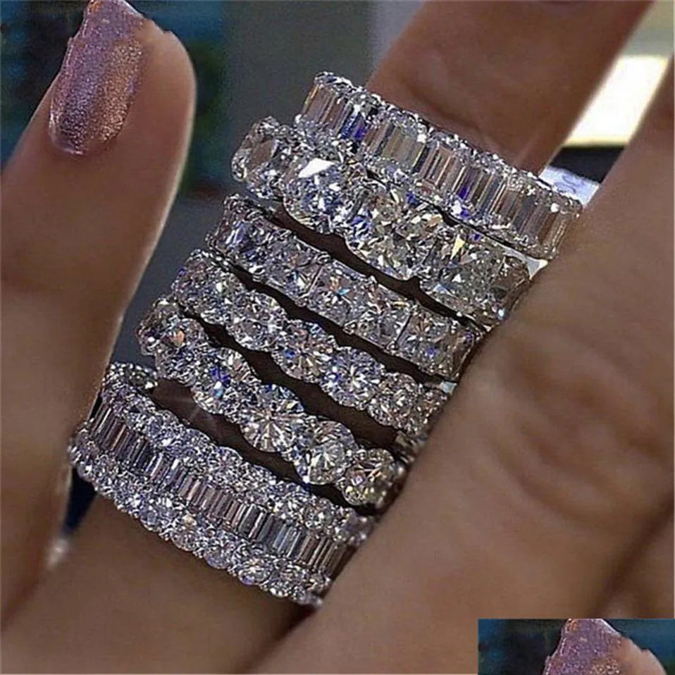 Z bocznymi kamieniami 925 Sterling Sier Band Eternity Ring for Women Big Gift Ladie