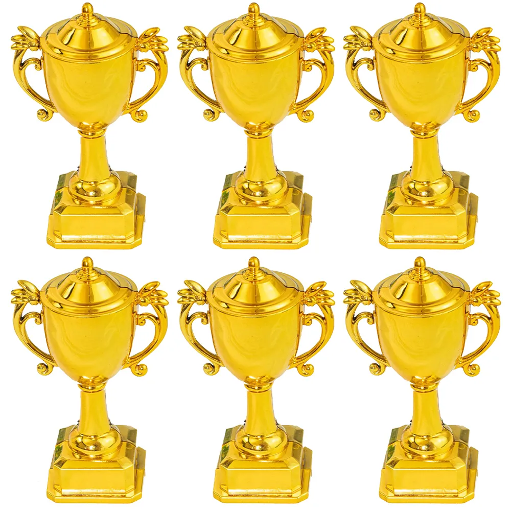 Decorative Objects 6Pcs Small Award Trophy Model Cake Decoration Kids Celebration Party Awards Mini Cup Decor 230815