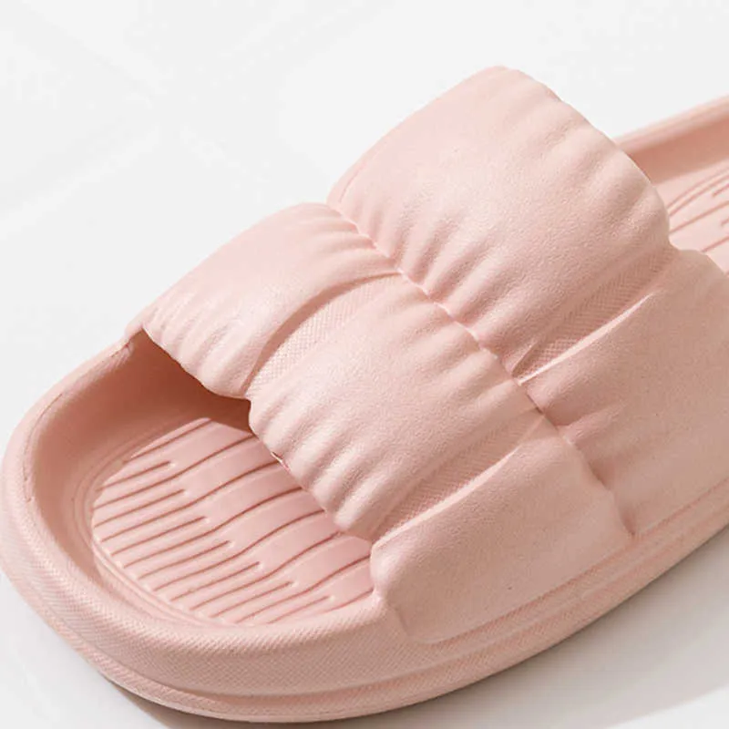 Pantofole da donna estive morbide pantofole da nuvola pantofole antiscivolo per la casa infradito scarpe da spiaggia estive con plateau spesso sandali da uomo