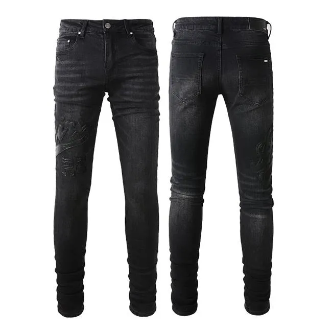 Airi 2024 Hot Men's Dżins Designer European Jean Hombre Letter Star Men Haftwork Patchwork Zerwane dla marki motocyklowe Mens Mens Męskie rozmiar 28-40 831720405