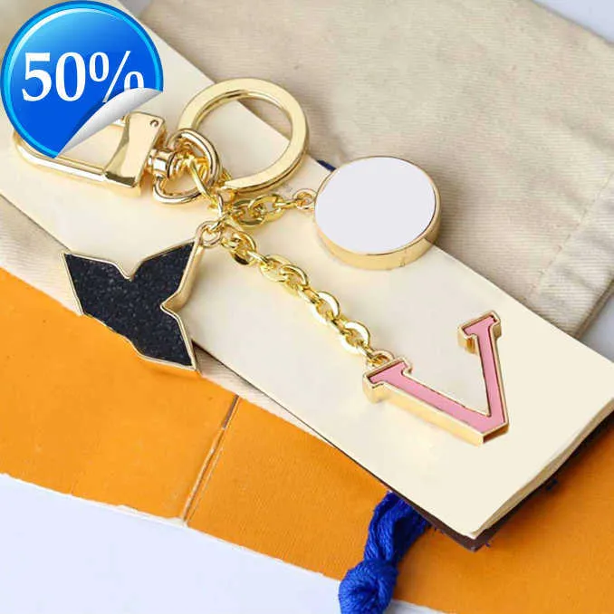 Keychains Lanyards Luxus Designer Schlüsselketten Fashion Classic Brand Key Schnalle Briefe Design handgefertigtes goldener Mens Womens Bag Anhänger hochwertig