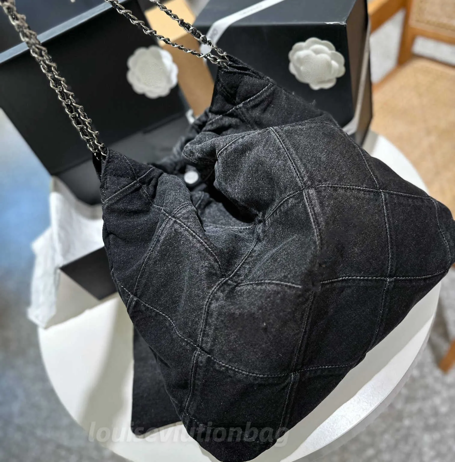 Stylish and Nifty Ladies' Handbags Wholesale - Alibaba.com