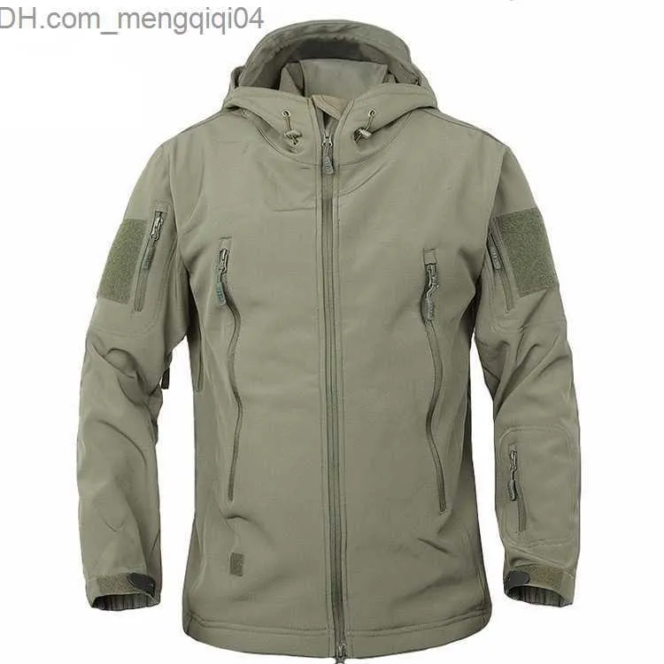 Men's Jackets Autumn and Winter Soft Shell Men's Outdoor Fur Large Tactical Military Fan Jacket Coat Mountain Set Z230816