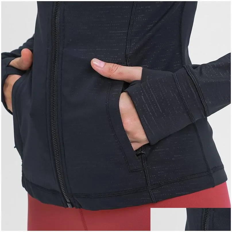 L2088 Hooded Jacket Slim Fit Sweatshirts Yoga Top Hip Length Sports Jackets with Thumbholes Soft Breathable Gym Coat Autumn Winter Long Sleeve