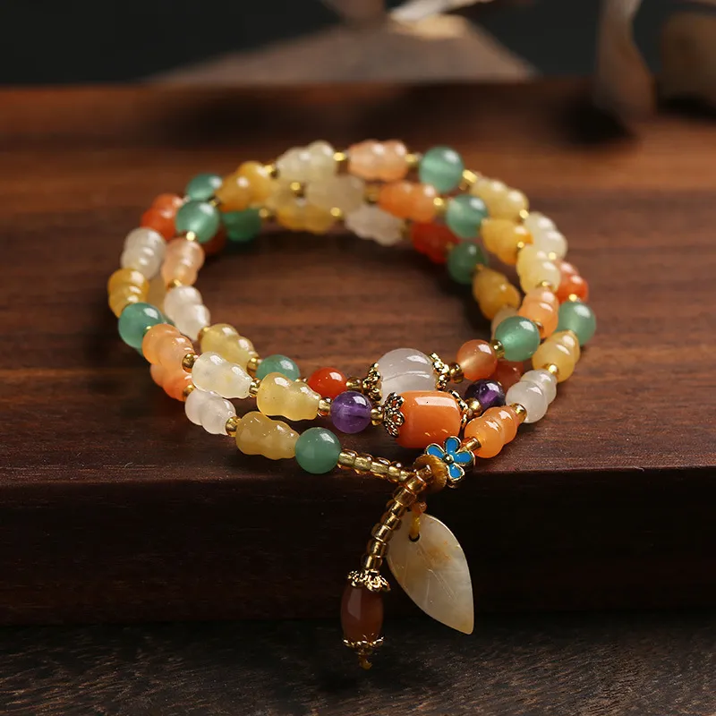 Bracelets de encanto de estilo bohemio Pulsera de jade triple con borla para mujeres boho niñas joyas casuales lujo 230816