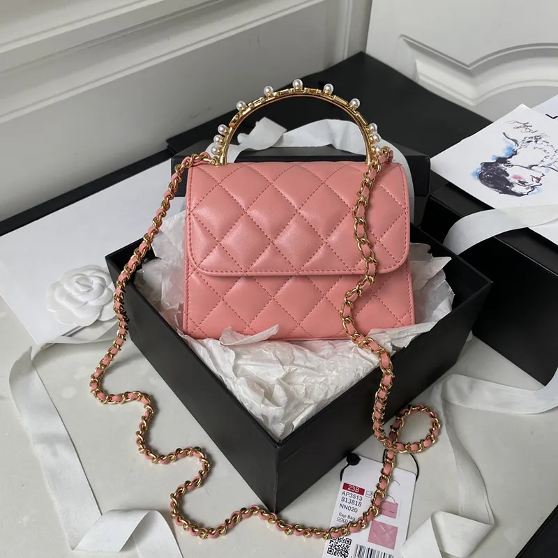 Mini borsa da donna con catena Borsa tote di design di alta qualità Borse in vera pelle bianca nera Borsa con perle alla moda Portafoglio da sposa per feste con scatola