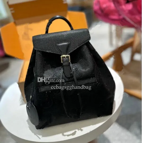 10a de qualité Nouvelle Fashion Men de la mode Femmes Black Sac à dos Sac de voyage Sac à bandoulirs Sac à main sac à main de grande capacité Sacs de sport