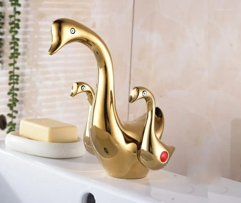 Bathroom Sink Faucets Household European-American Swan Faucet With Face Basin; And Cold Washbasin Antique Gold Under The Table.