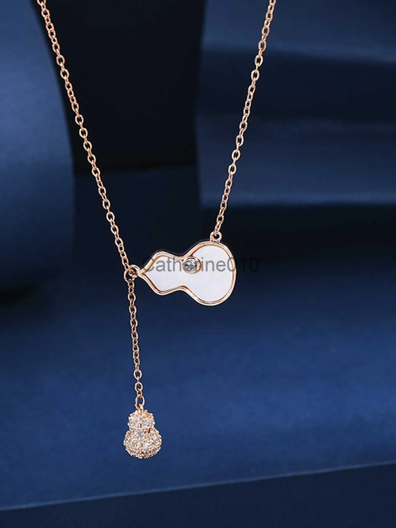 Pendant Necklaces 1 new small waist necklace women's internet red transit bead necklace fashionable and minimalist collarbone chain J230817