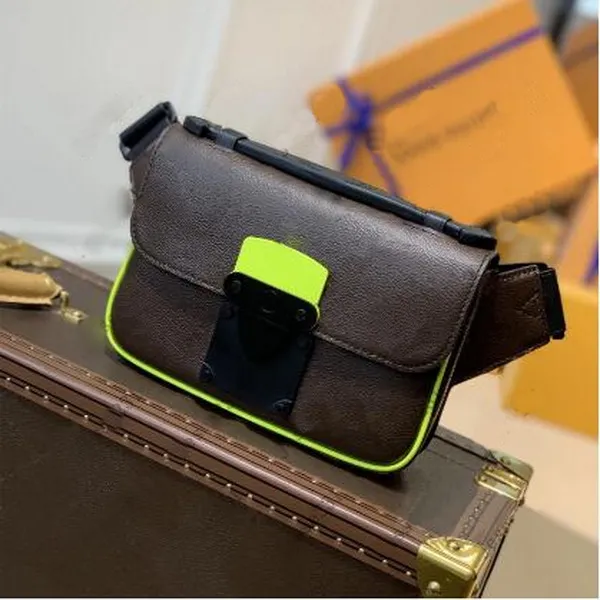 7A S Kilit Sling Çanta Tasarımcı Çanta Kadınlar Erkekler Gerçek Deri Fanny Pack Siyah Bel Çantaları Çanta Çantası Cüzdan Cüzdan Seri Çanta Çantaları Göğüs Çantası Kemer Çantası Bumbag Sırt Çantası