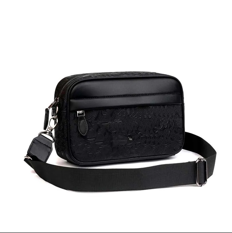 2023 New Designer Men's Versatile Classic Embossed PU Shoulder Crossbody Bag Black embossed Messenger bag bag