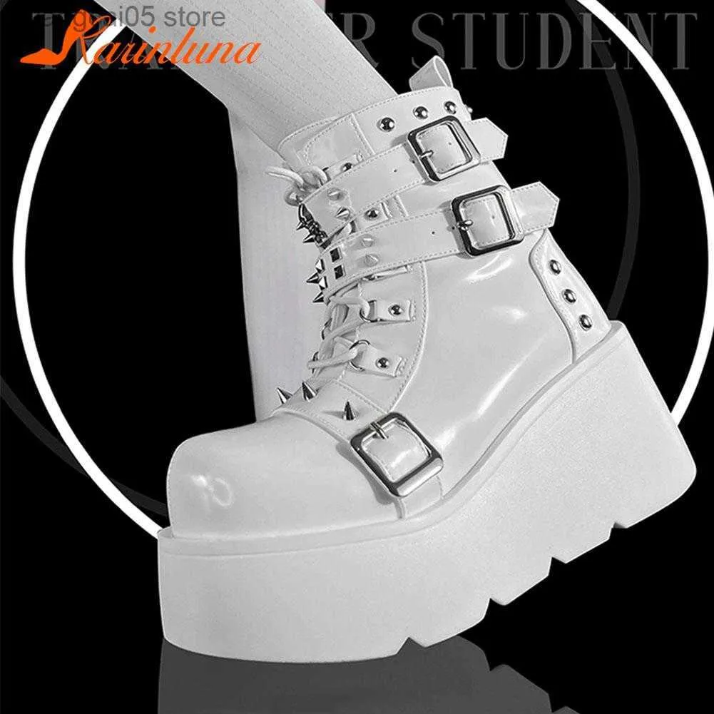 Boots Punk Gothic Style Plateforme Mary Jean Shoes New Fashion Brand 2023 Printemps d'été Round Buckle Sandals Boot Party Play T230817