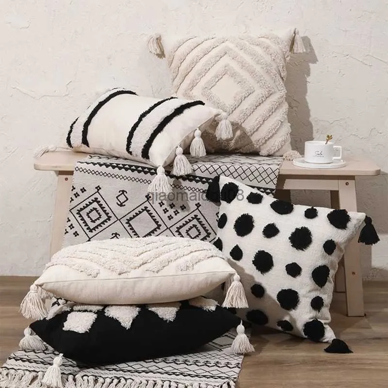 Kuddfodral Boho Style Tufted Throw Cover med Tassel Cushion Covers Fall för hemmet sovrum vardagsrum soffa soffa leveranser hkd230817