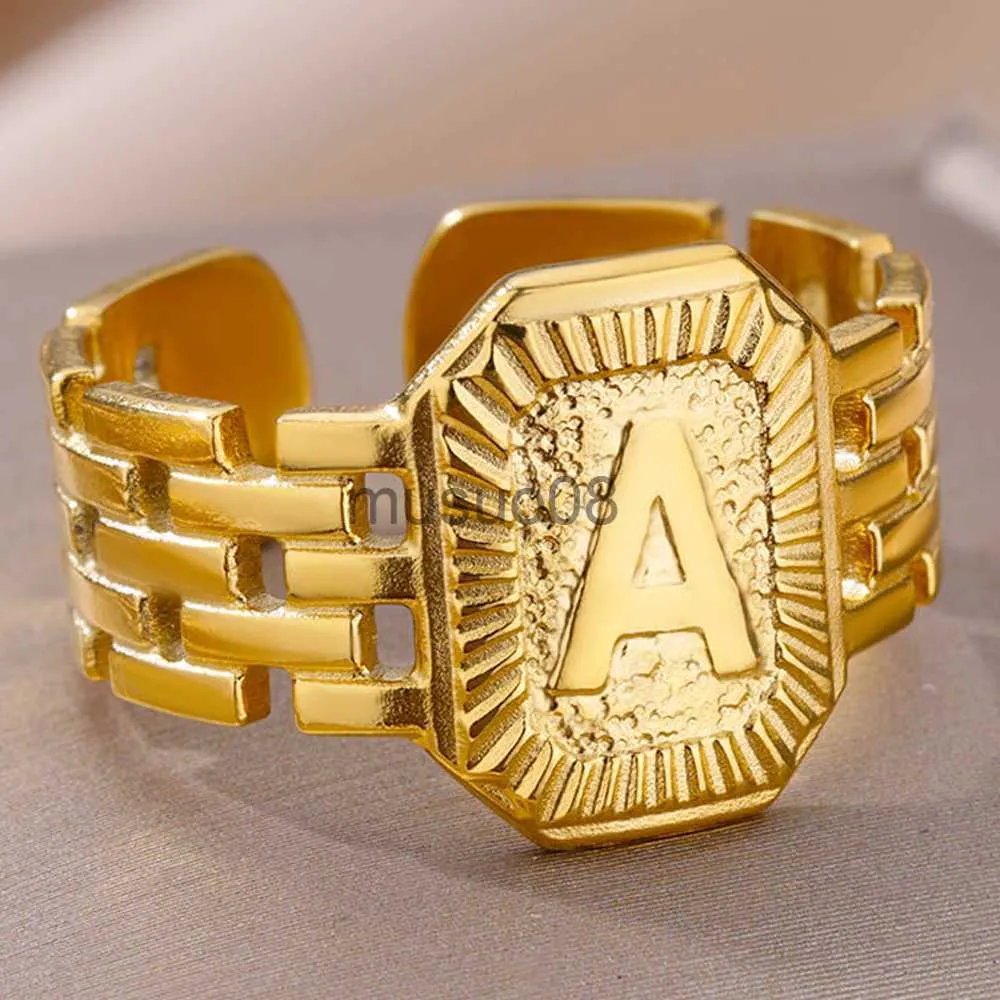 Anelli di banda Anelli iniziali per gli accessori per gioielli in acciaio inossidabile femminile 18K Gold Plodato in rilievo 26 lettere A-Z Open Coppia Ring J230817